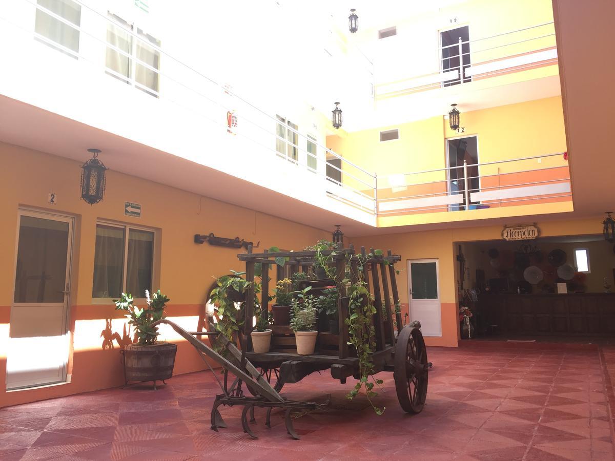 גואדלחארה Hotel Don Elias מראה חיצוני תמונה